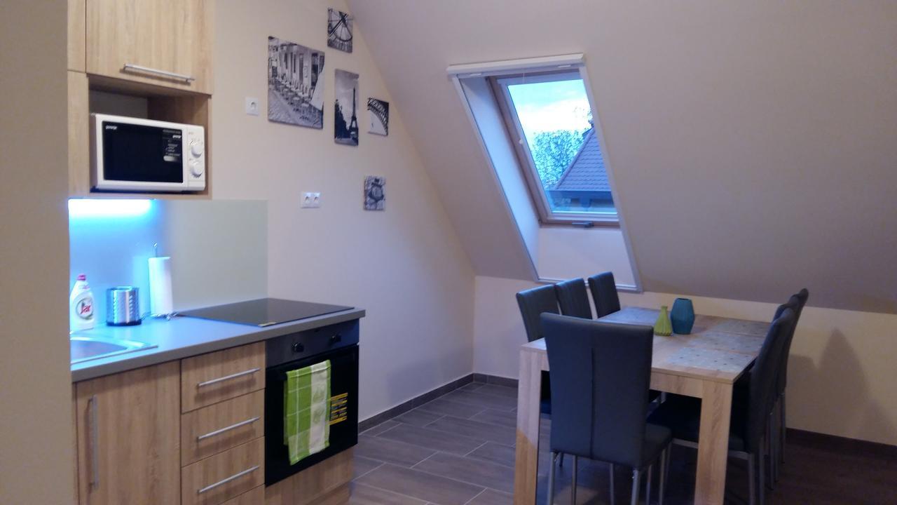 Tahiti Apartman Hajdúszoboszló Eksteriør billede